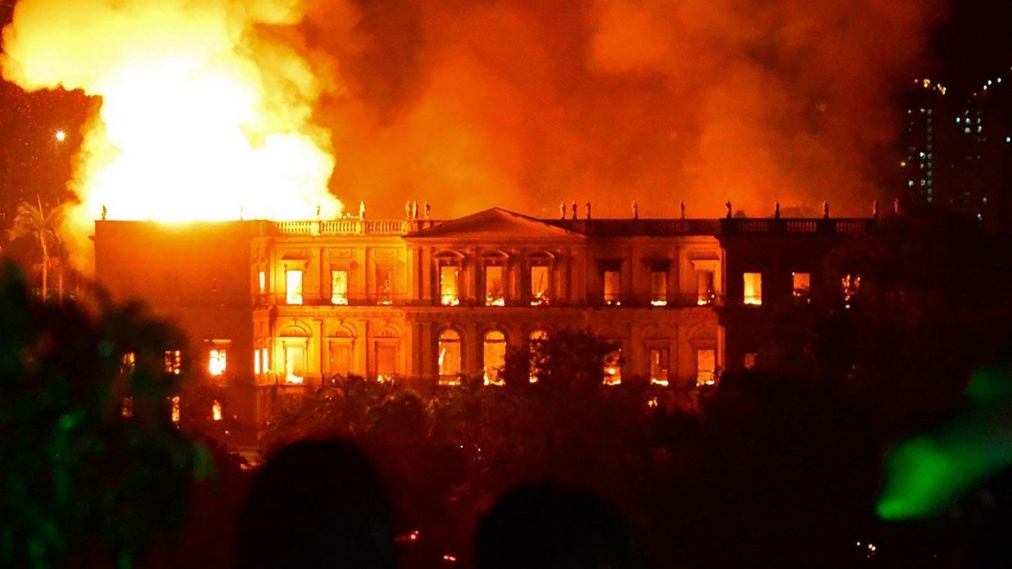 © Incendie du Musée National de Rio de Janeiro